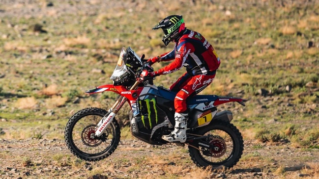 Pablo Quintanilla por fin celebró en el Dakar tras ganar la quinta etapa
