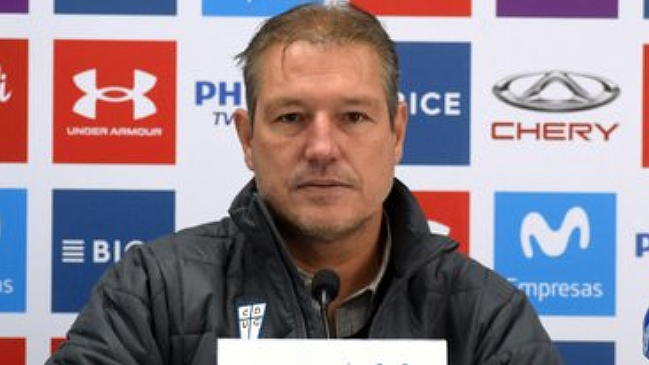 Buljubasich en la presentación de Castillo: Lo veo como a un hijo