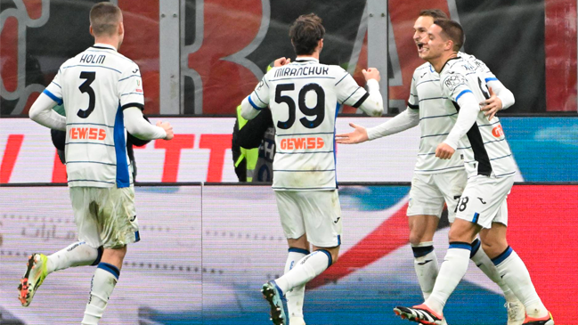 Atalanta remontó el partido ante AC Milan y clasificó a semifinales de Copa Italia