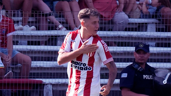 River Plate de Uruguay venció a Newell’s en el inicio de la Serie Río de La Plata