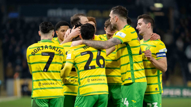Norwich de Marcelino Núñez volvió a los abrazos en la Championship tras vencer a Hull City