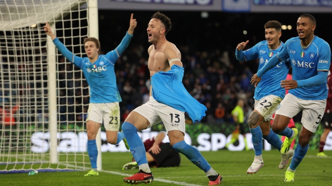 Napoli logró una importante remontada contra Salernitana con un gol in extremis
