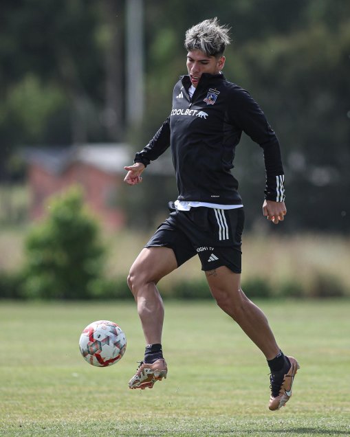 Colo Colo vivió su segunda jornada de trabajo en Uruguay