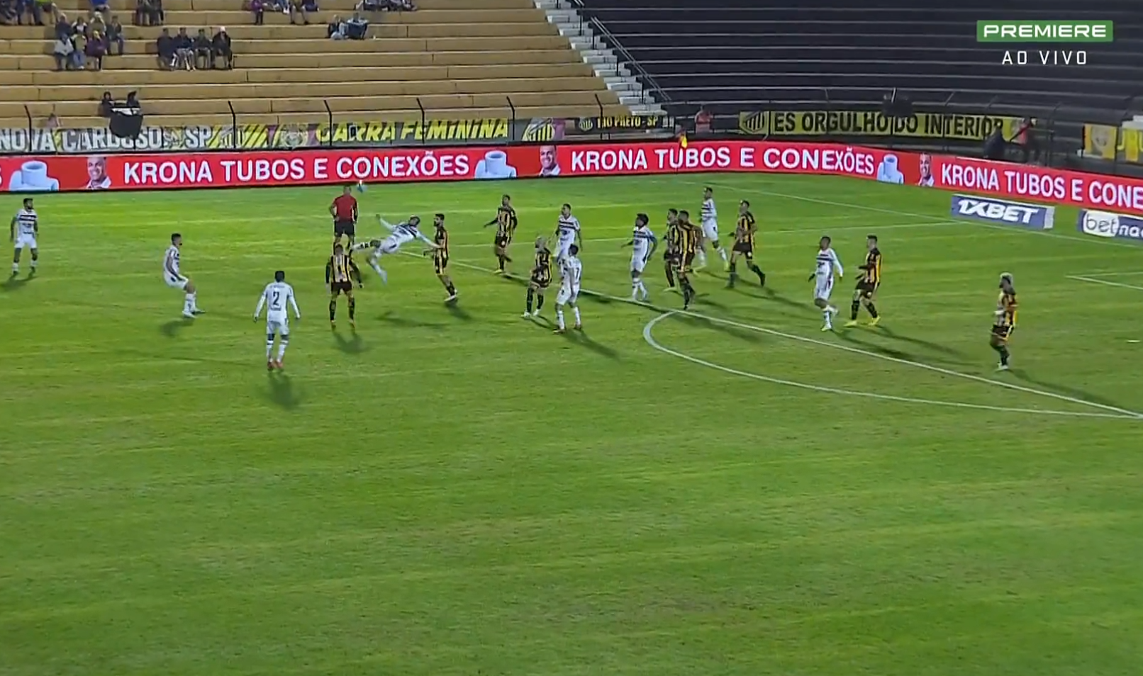 Guilherme Madruga ganó el Premio Puskas por golazo de chilena en el Brasileirao B