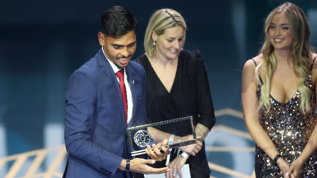 Ganador del premio Puskas firmó con equipo de la primera división en Brasil