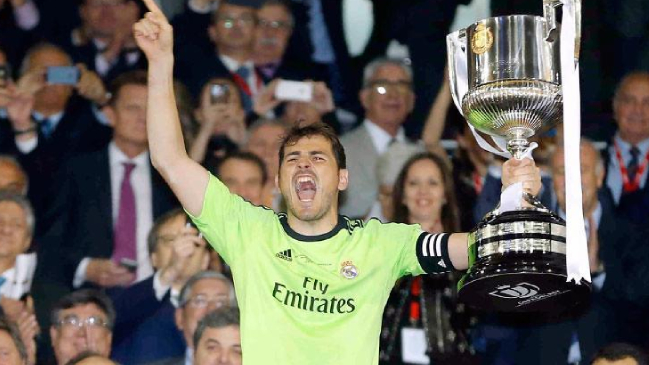 Iker Casillas ironizó con el “The Best” de Messi