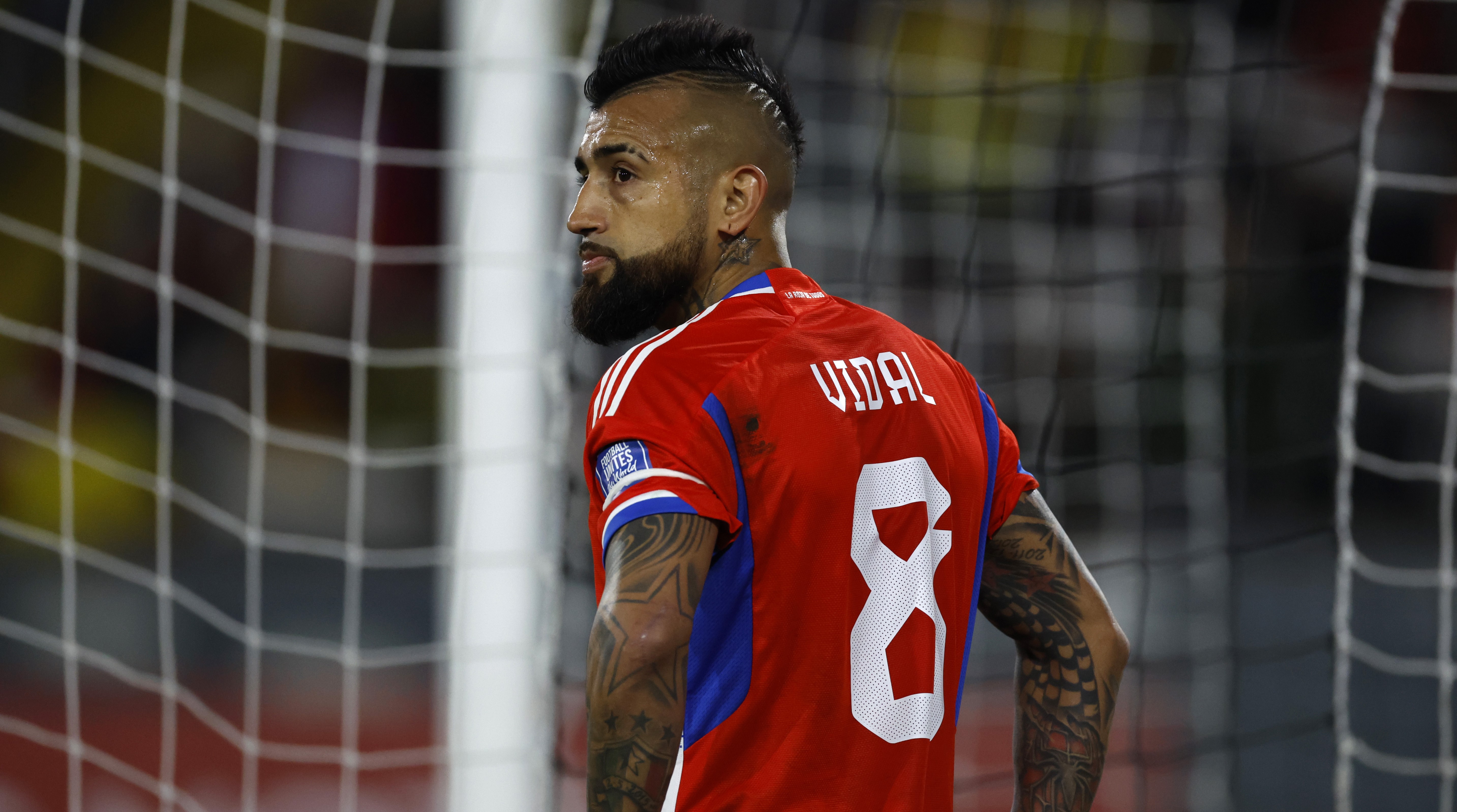 Vidal: No vengo a retirarme, vuelvo a ganar cosas con Colo Colo si es que se da