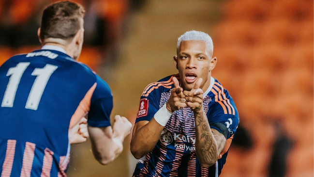 Nottingham Forest venció en el alargue a Blackpool y avanzó en la FA Cup