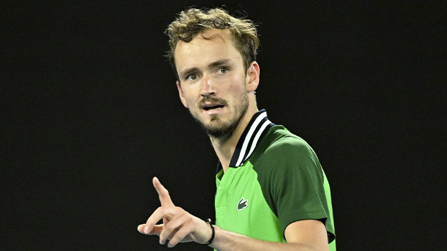 Medvedev consiguió una remontada dramática ante Ruusuvuori en el Australian Open