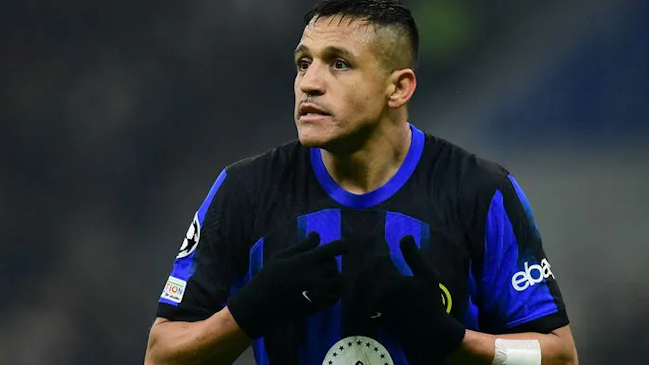 Prensa italiana tuvo opiniones divididas respecto al ingreso de Alexis frente a Lazio