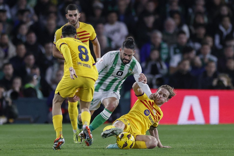 Ferrán Torres lideró con un “hat trick” la exigida victoria FC Barcelona contra Betis de Pellegrini
