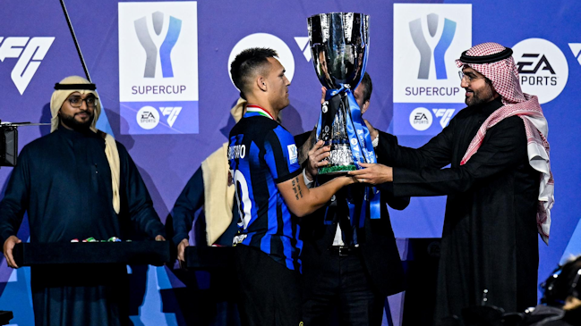 Lautaro Martínez se vistió de héroe en Inter al anotar el gol del título en la Supercopa