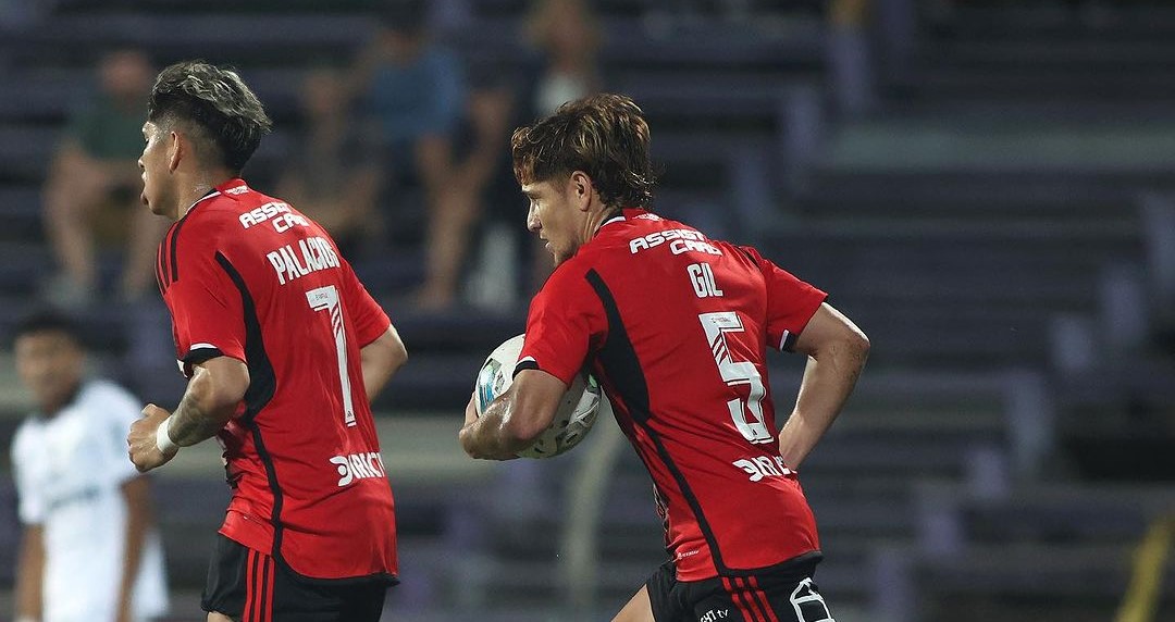 Colo Colo reaccionó y lo igualó ante Liverpool con doblete de Leonardo Gil