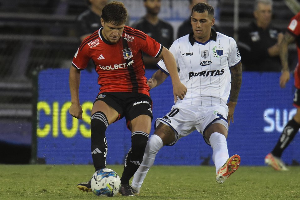 Colo Colo volvió a festejar en su pretemporada al derrotar al campeón del fútbol uruguayo