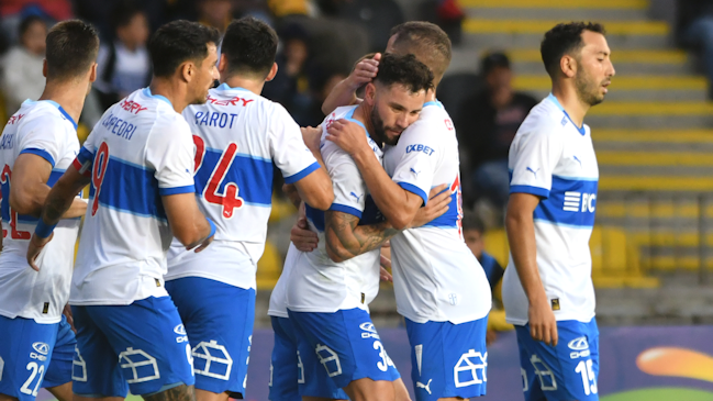 Universidad Católica doblegó a Coquimbo y festejó su primera victoria en la pretemporada