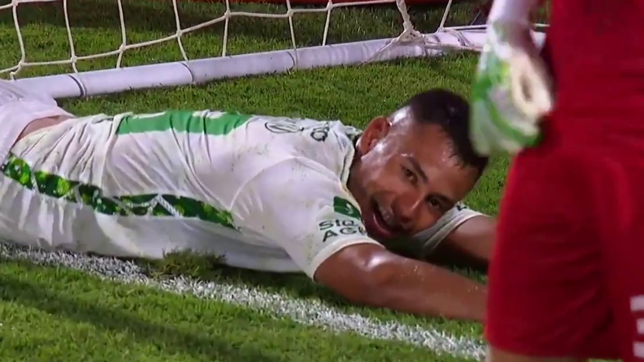 DT de Sarmiento se refirió sobre el increíble gol que se perdió Iván Morales