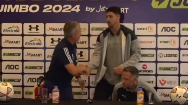 “Una falta de respeto”: La molestia de Zampedri en la conferencia previa al clásico universitario