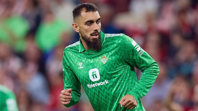 Uno menos para Pellegrini: Borja Iglesias dejó Betis para ir cedido a Leverkusen