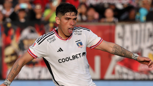 Stöhwing descartó salida de Carlos Palacios a Boca Juniors