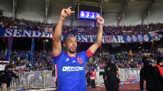 La aplaudida acción de Marcelo Díaz y Cristopher Toselli tras el clásico universitario