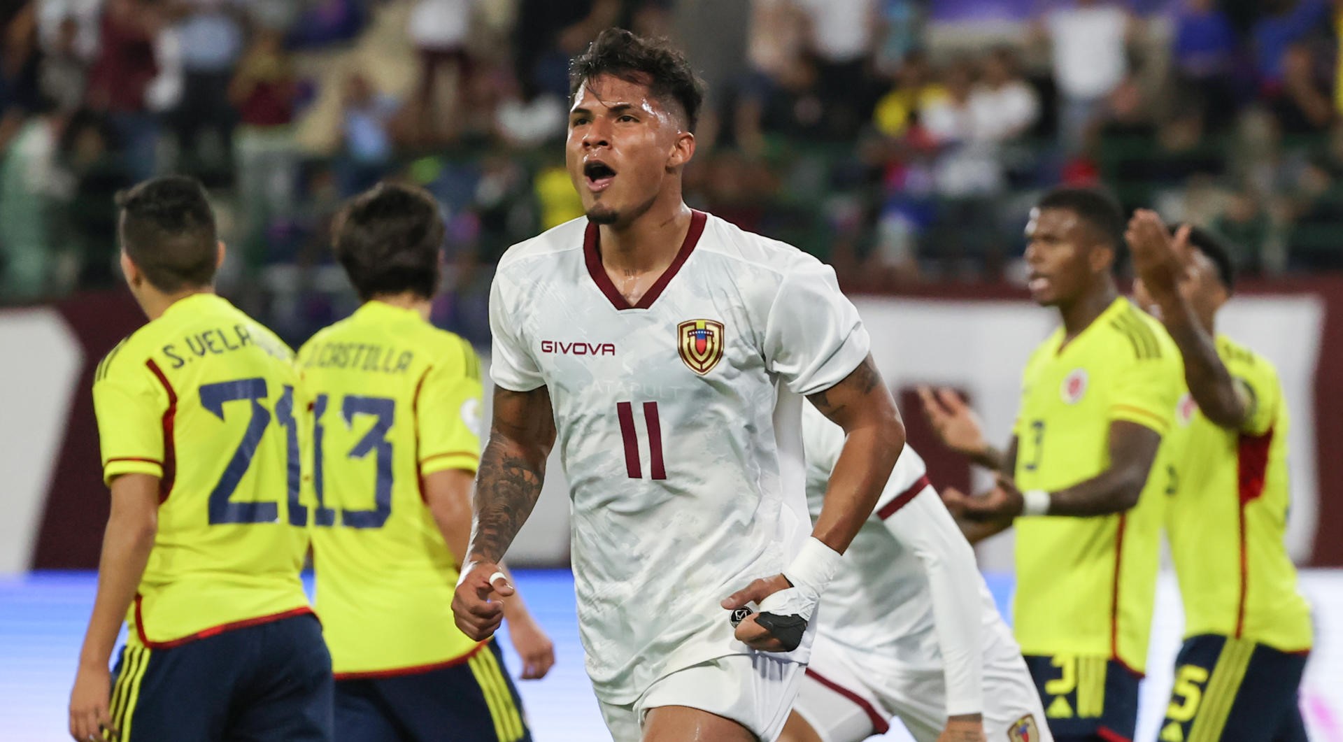 Venezuela batió a Colombia y se metió a la pelea por avanzar en el Preolímpico