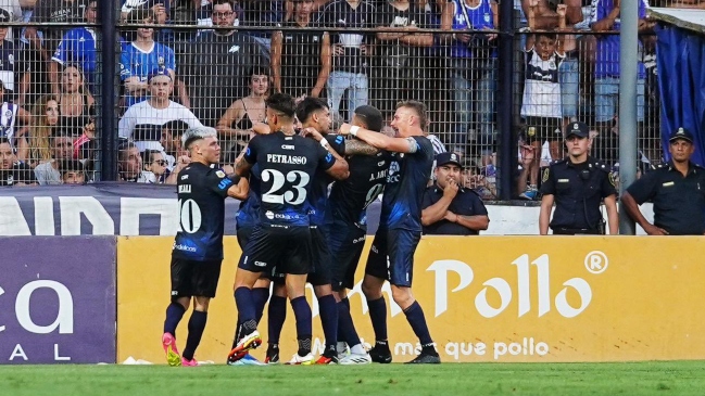 Argentina: Independiente de Rivadavia logró histórico triunfo en Primera a costa de Gimnasia