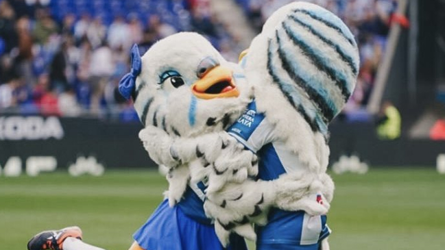 Compañero de Charles Aránguiz enfrenta acusación de abuso sexual a “corpóreo”