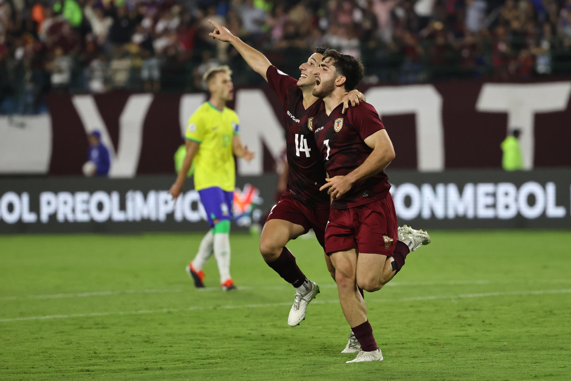 Venezuela clasificó a la fase final del Preolímpico y eliminó a Ecuador tras vencer a Brasil