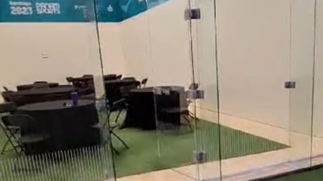 Federación de rácquetbol se quejó por uso de sus canchas como comedor en Copa Davis