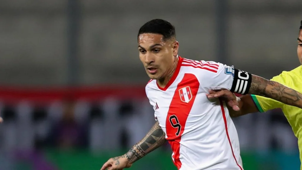 Paolo Guerrero jugará por primera vez en la liga peruana tras fichar por César Vallejo