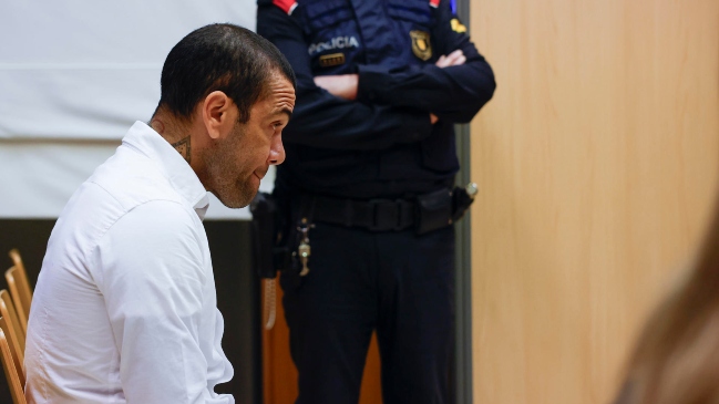 Víctima de Dani Alves declaró a puertas cerradas y ratificó que fue violada