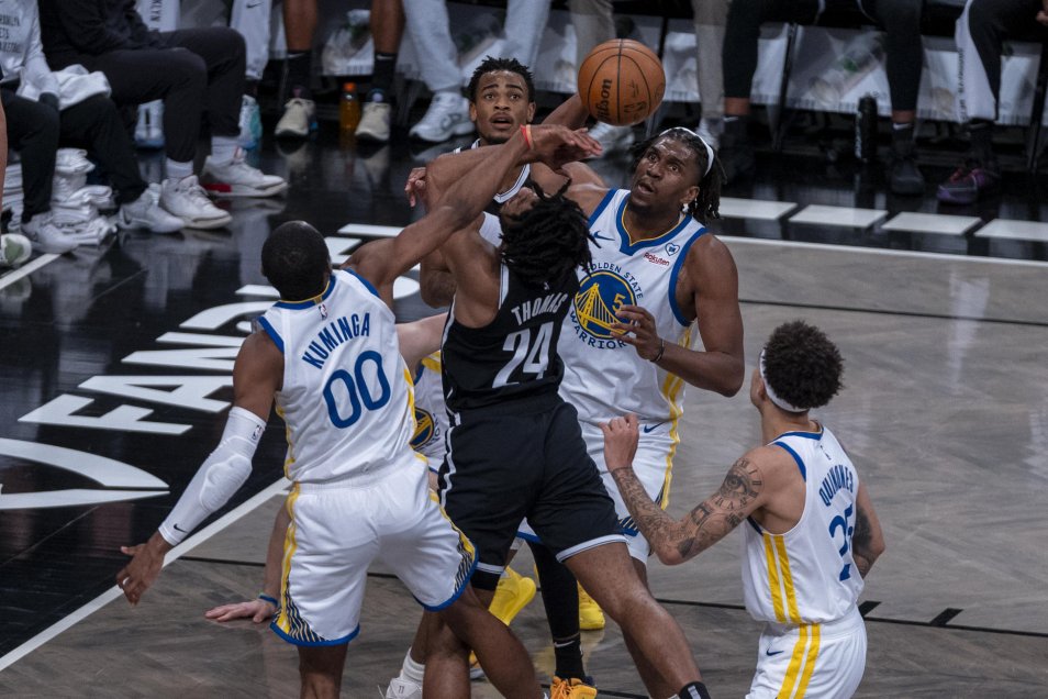 Stephen Curry lideró victoria de los Warriors en su visita a Brooklyn