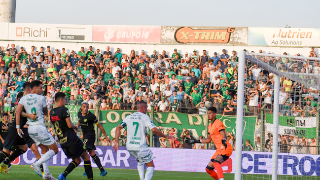 Sarmiento de Iván Morales sufrió remontada de Defensa y Justicia y sigue sin poder ganar