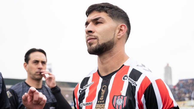 Capitán de Chacarita Júniors volvió a caminar tras grave accidente automovilístico