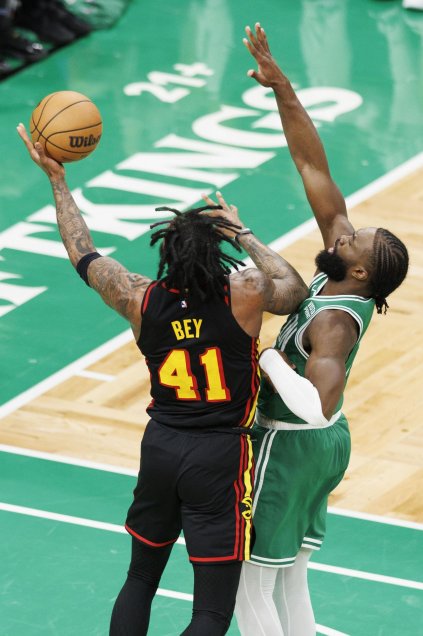 Boston Celtics venció a Atlanta Hawks y se mantiene como el mejor equipo de la NBA