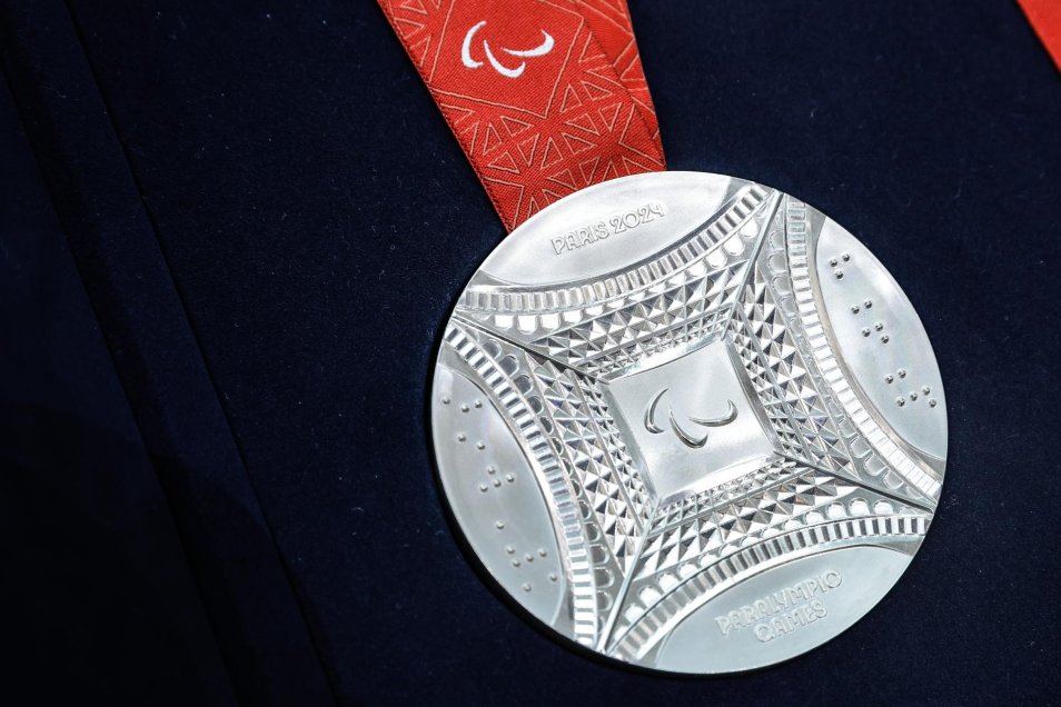 Llevarán un trozo de la Torre Eiffel: Así son las medallas de París 2024