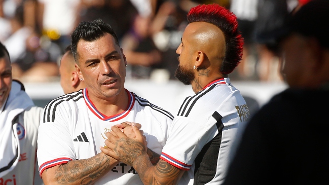 Esteban Paredes sobre Arturo Vidal: Tenemos que disfrutarlo y quererlo