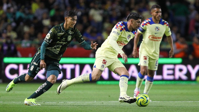 Diego Valdés e Igor Lichnovsky participaron en agónica victoria de América