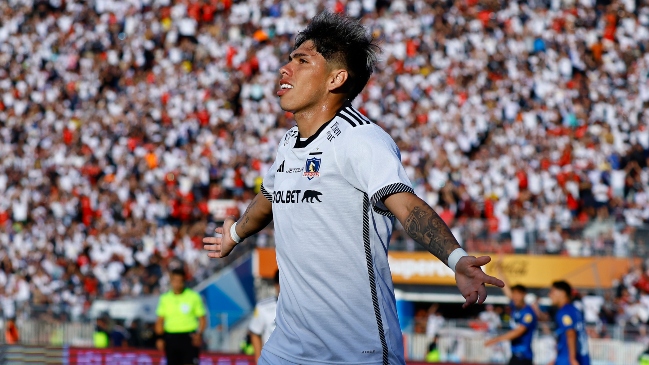 [Video] Carlos Palacios abrió la cuenta para Colo Colo en la Supercopa