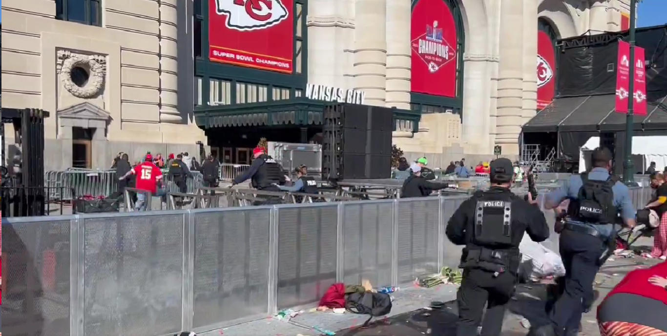 Un tiroteo con heridos sembró el caos en la celebración del Super Bowl en Kansas City