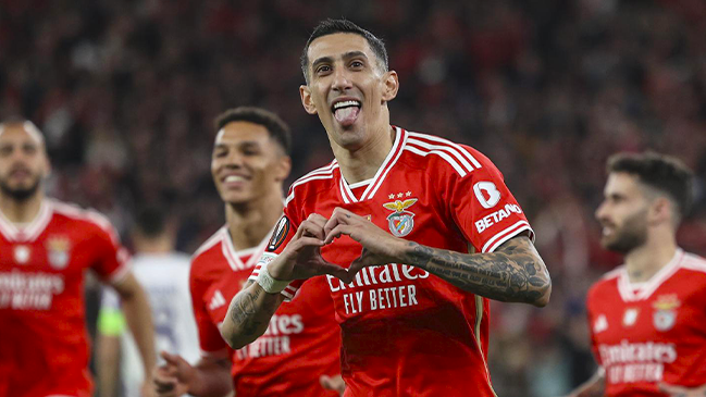 Doblete de Di María doblegó al Toulouse de Gabriel Suazo en la Europa League