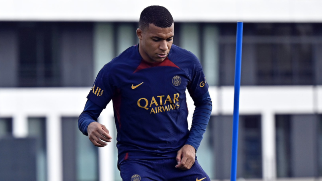 Kylian Mbappé le anunció a sus compañeros su partida de Paris Saint-Germain