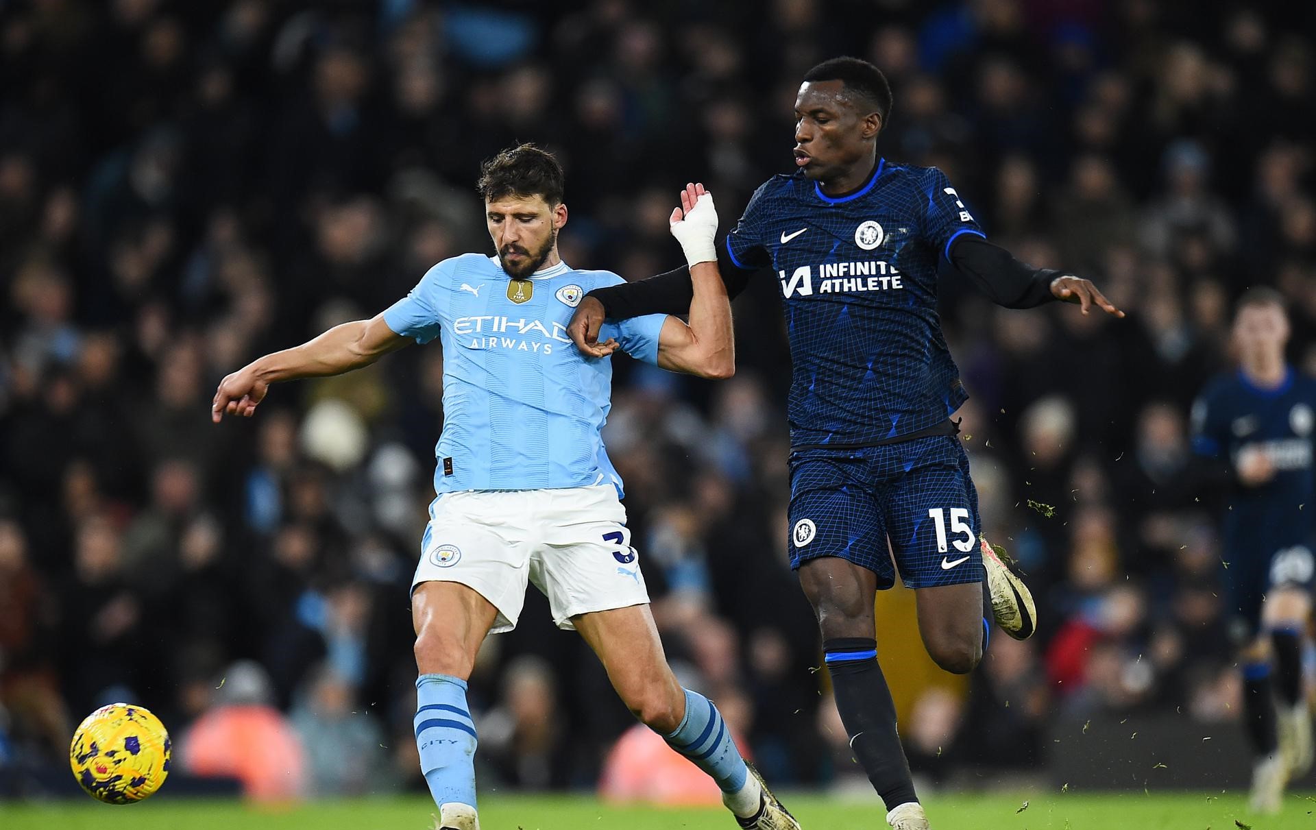 Manchester City se enredó con un empate ante Chelsea en la Premier