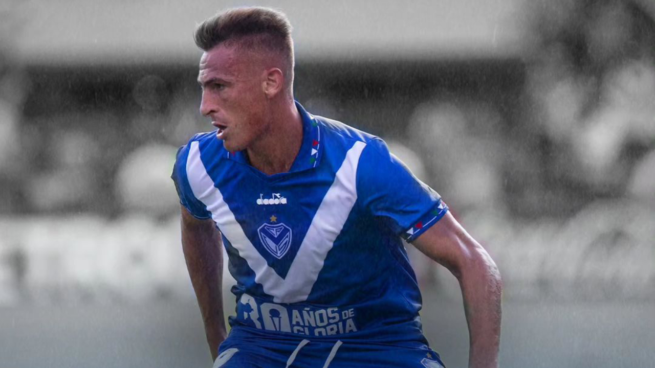 Vélez de Quinteros sigue en alza tras tumbar a Huracán de Alarcón y Echeverría