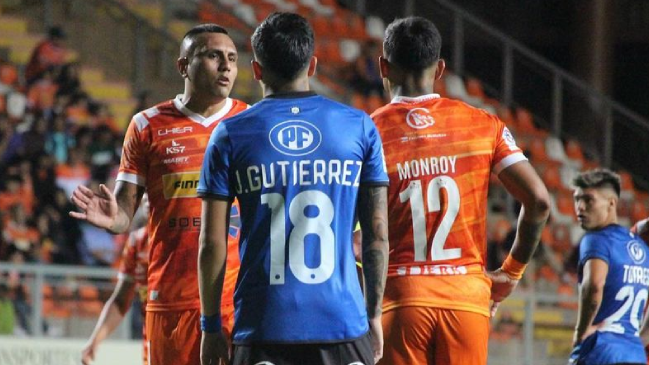 Cobreloa y Huachipato debutaron con un movido empate en el “duelo de campeones”