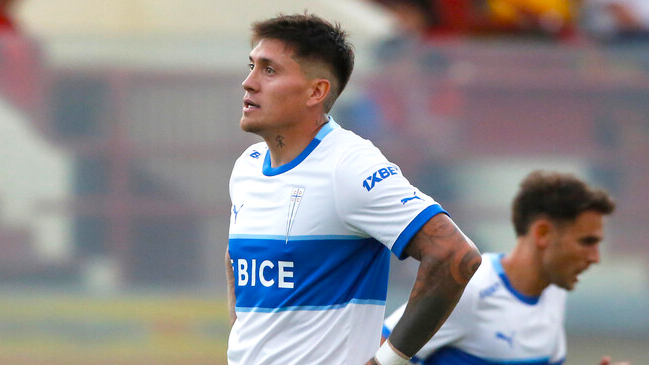 Nicolás Castillo fue expulsado desde la banca en el partido ante Ñublense