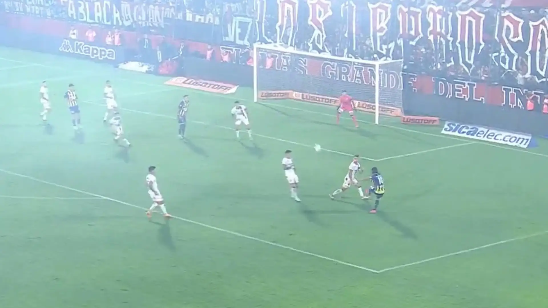 Rosario Central venció a Newell’s en el clásico con un zurdazo de Ignacio Malcorra