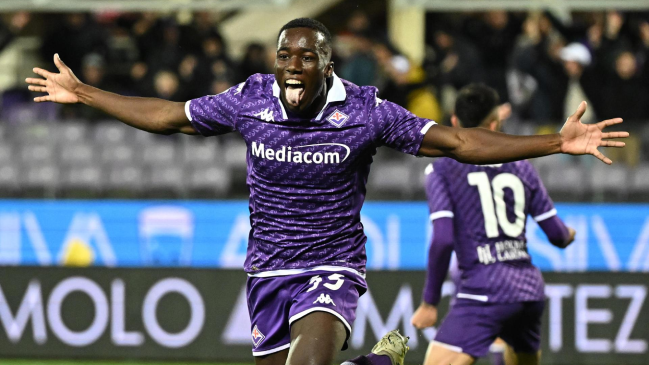 Fiorentina remontó ante Lazio y se acercó a puestos europeos en la Serie A