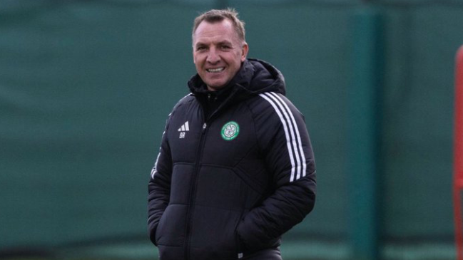 DT de Celtic salió al paso de las críticas luego que fue acusado de “sexismo casual”