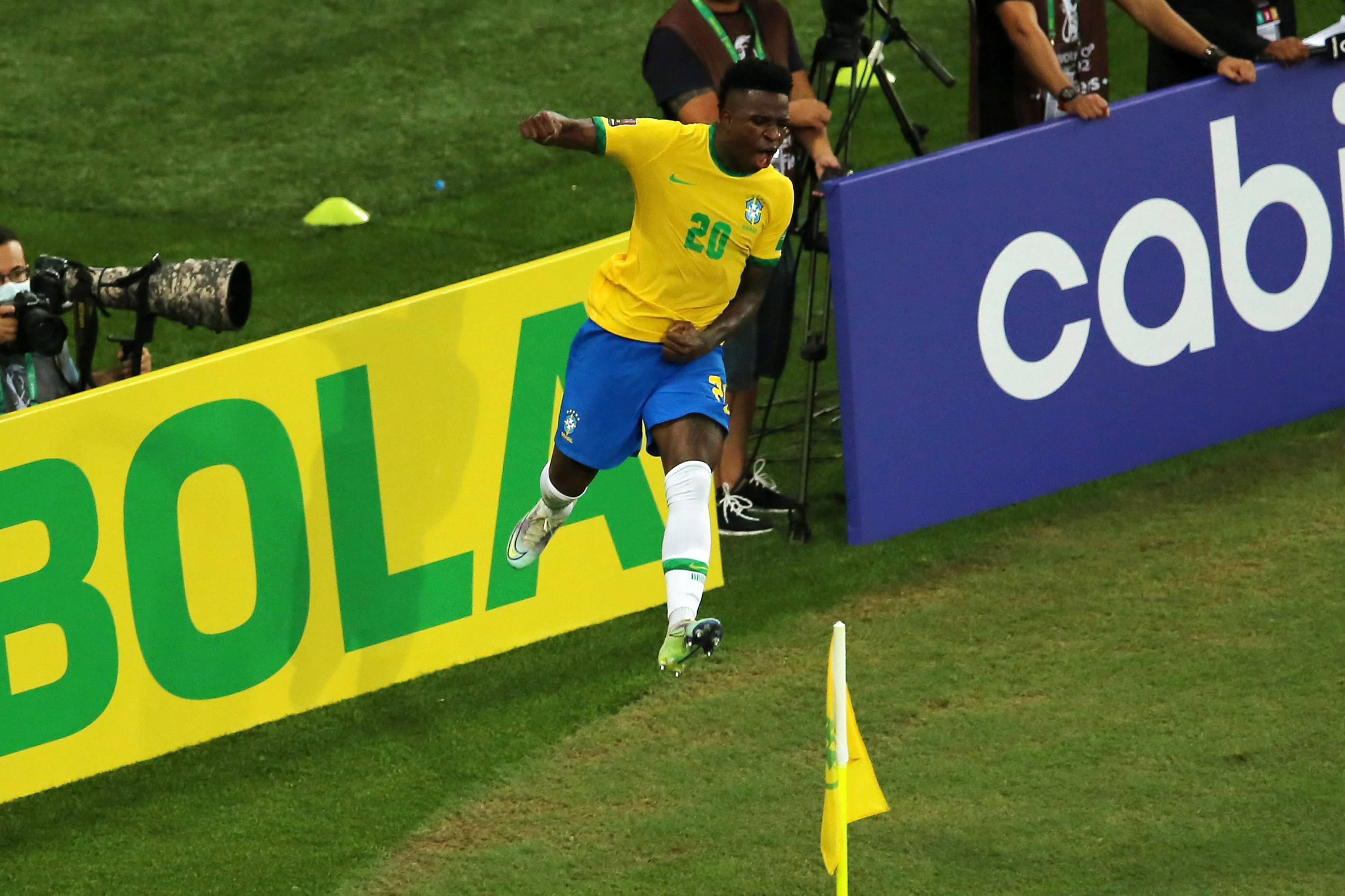 Dorival Junior entregó su primera nómina con Vinicius y Rodrygo como figuras